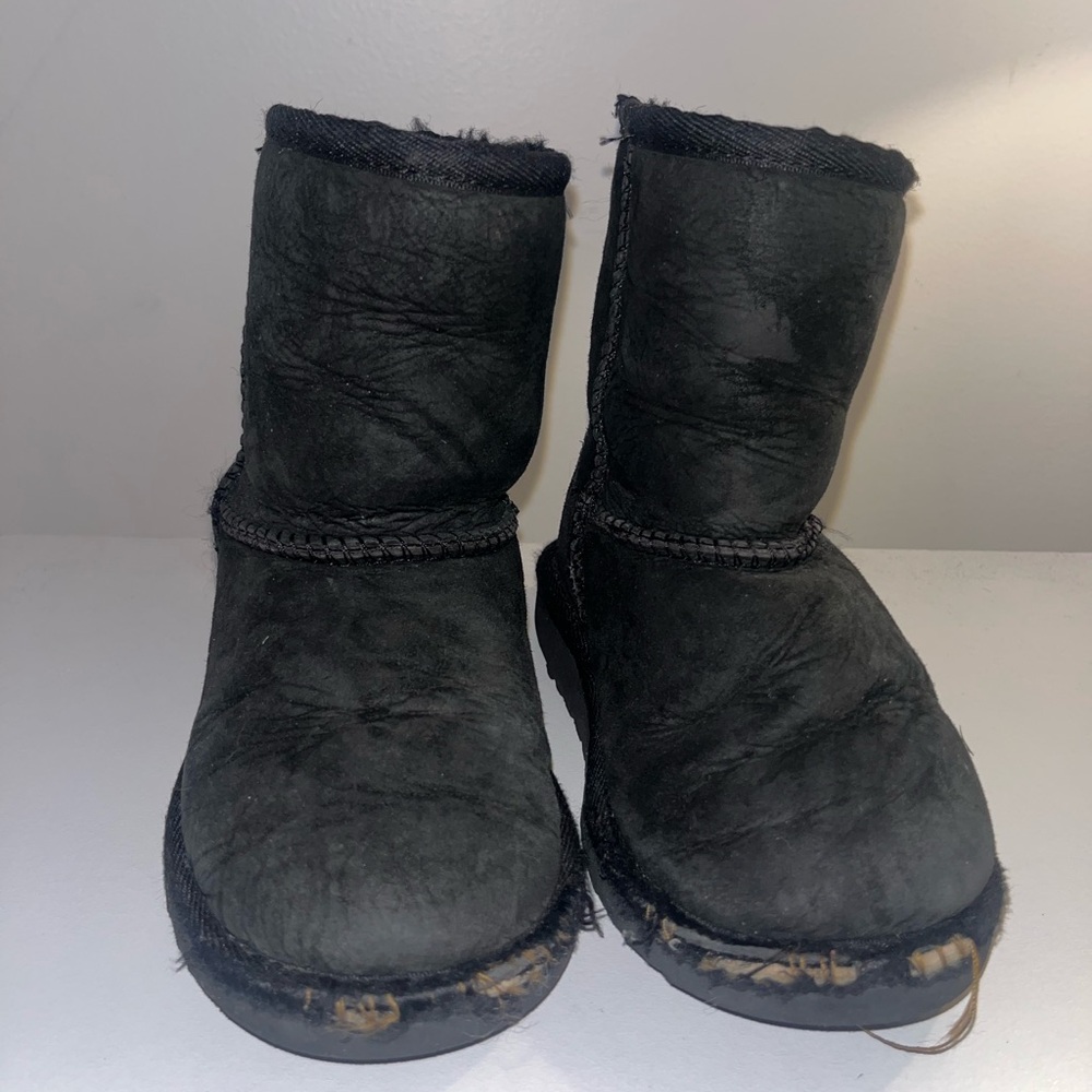 Ugg Bootie Shoes/ boot/ winter boot Toddler Girls Fashion Bootie Size 9 Girls - Picture 5 of 6